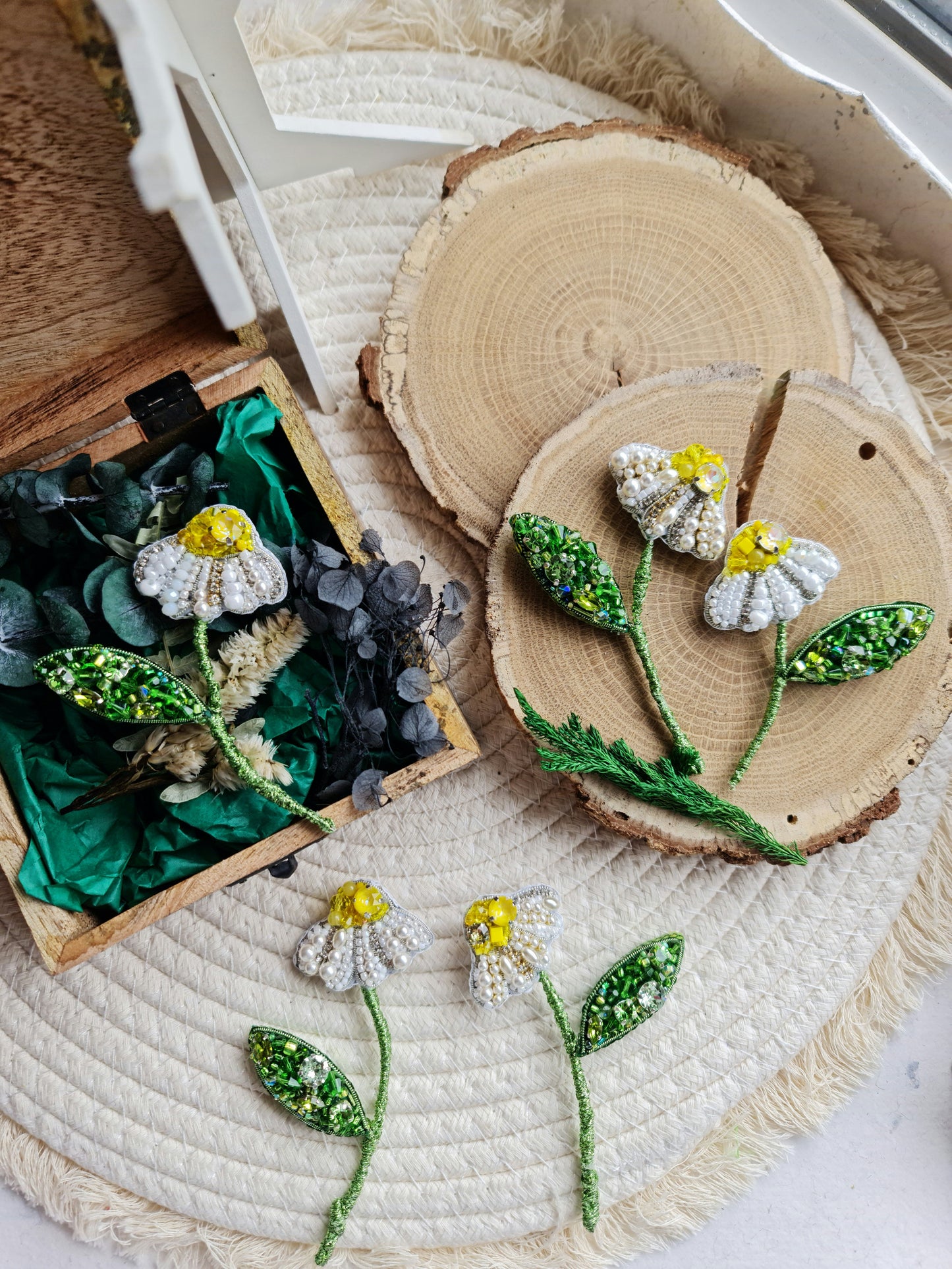 daisy flower brooch, lapel pins men, unique gifts for her