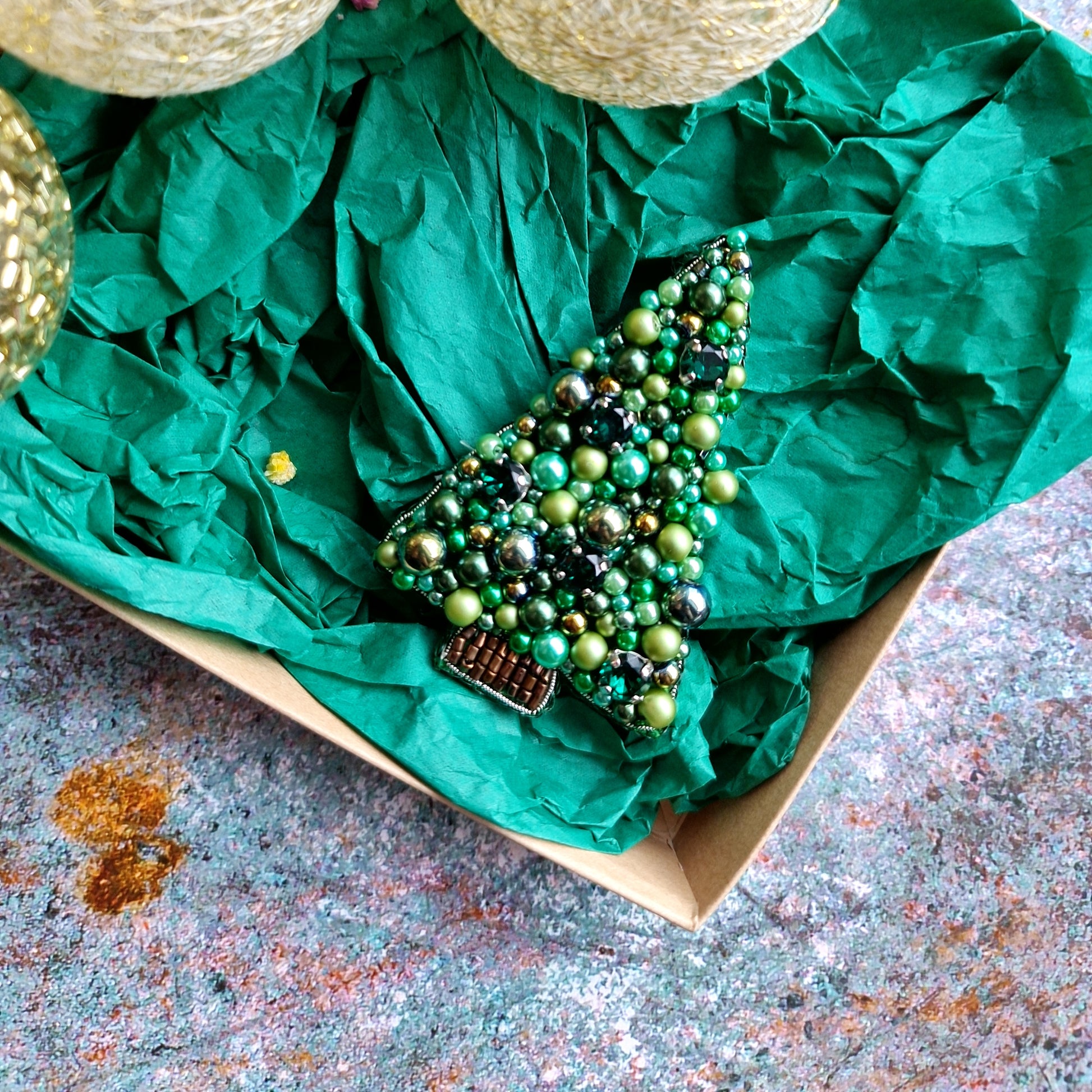 Emerald Christmas Tree Brooch