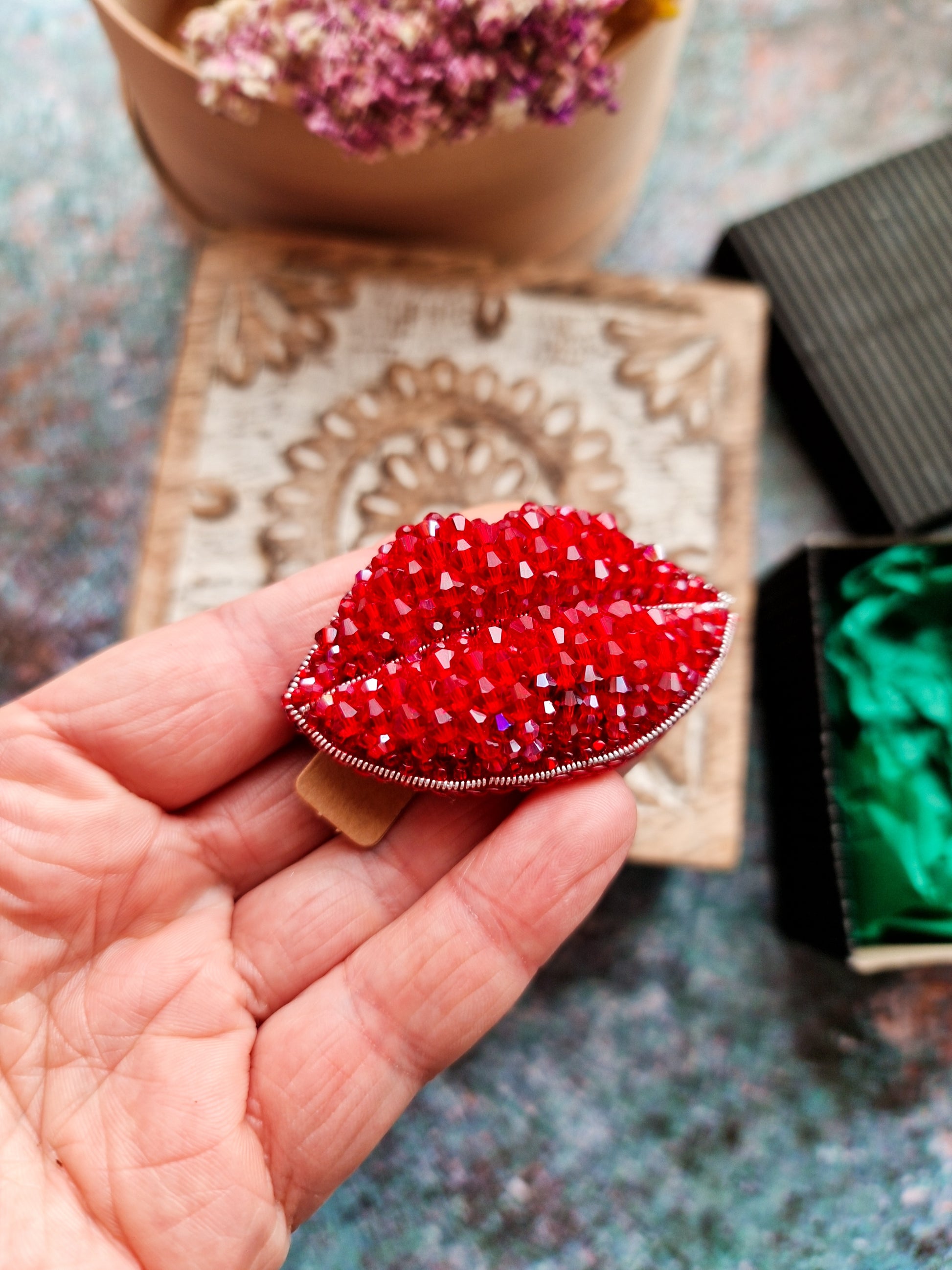 Red Lips Beaded Brooch