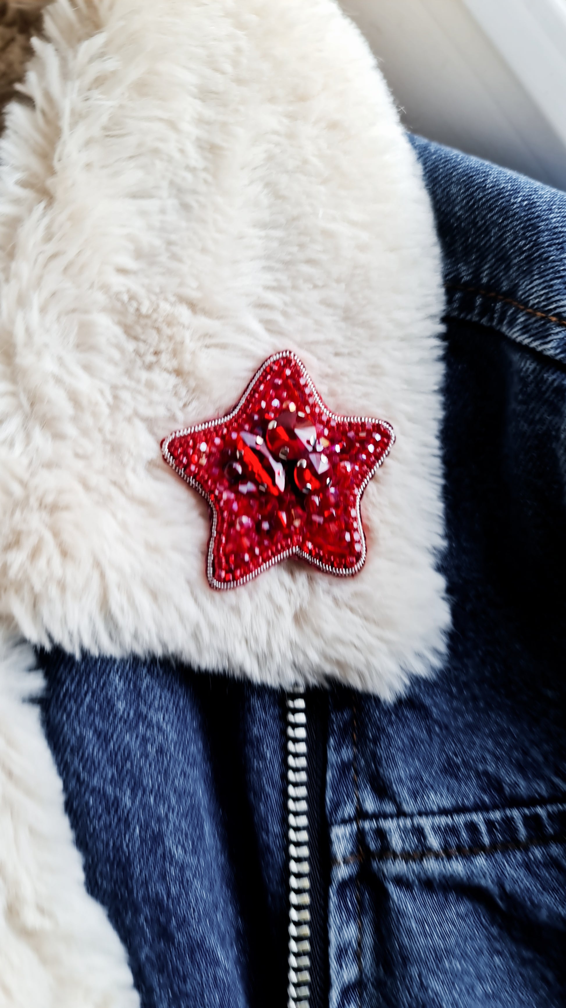 Red Star Beaded Brooch
