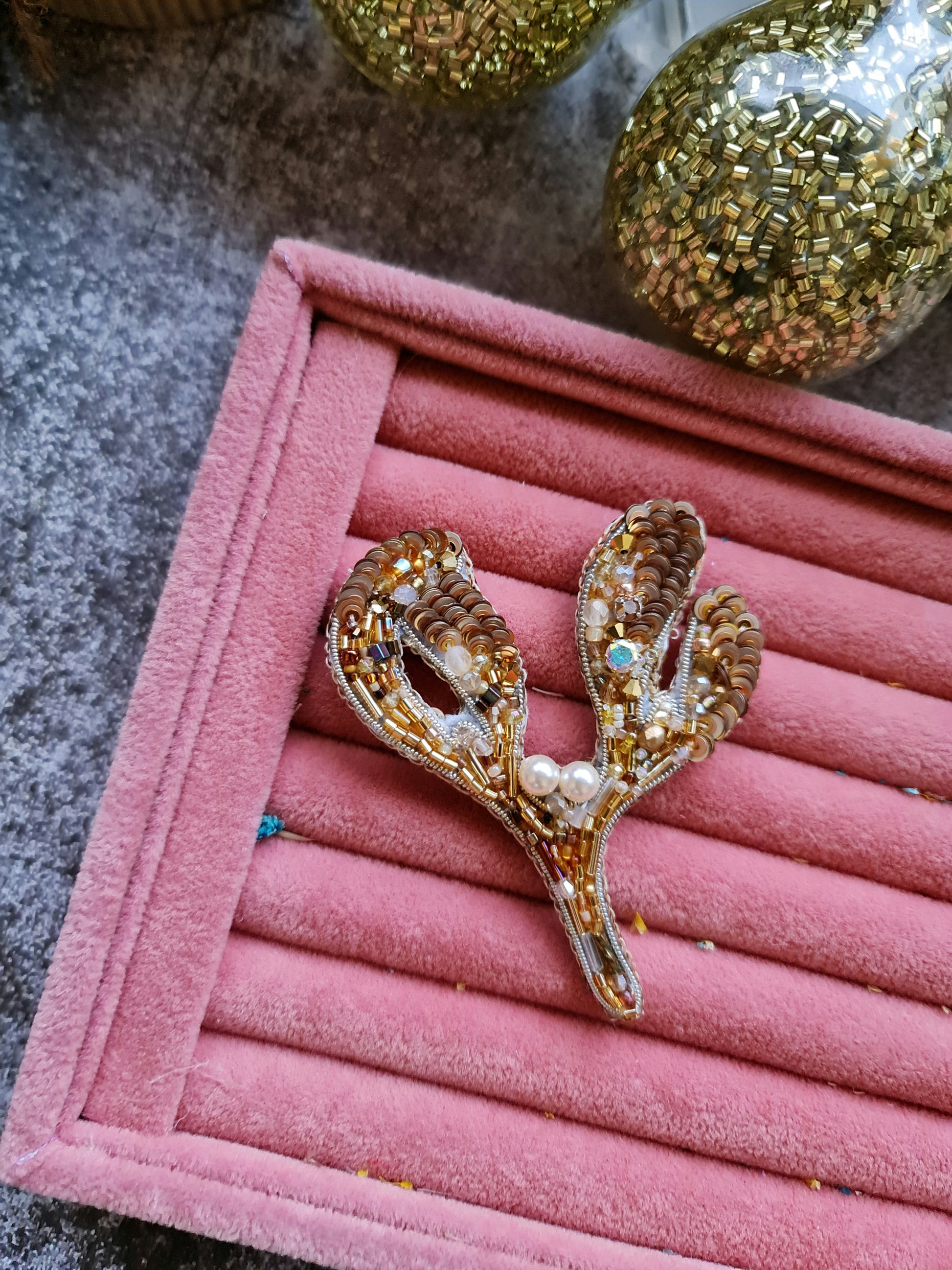 Mistletoe Brooch Collection