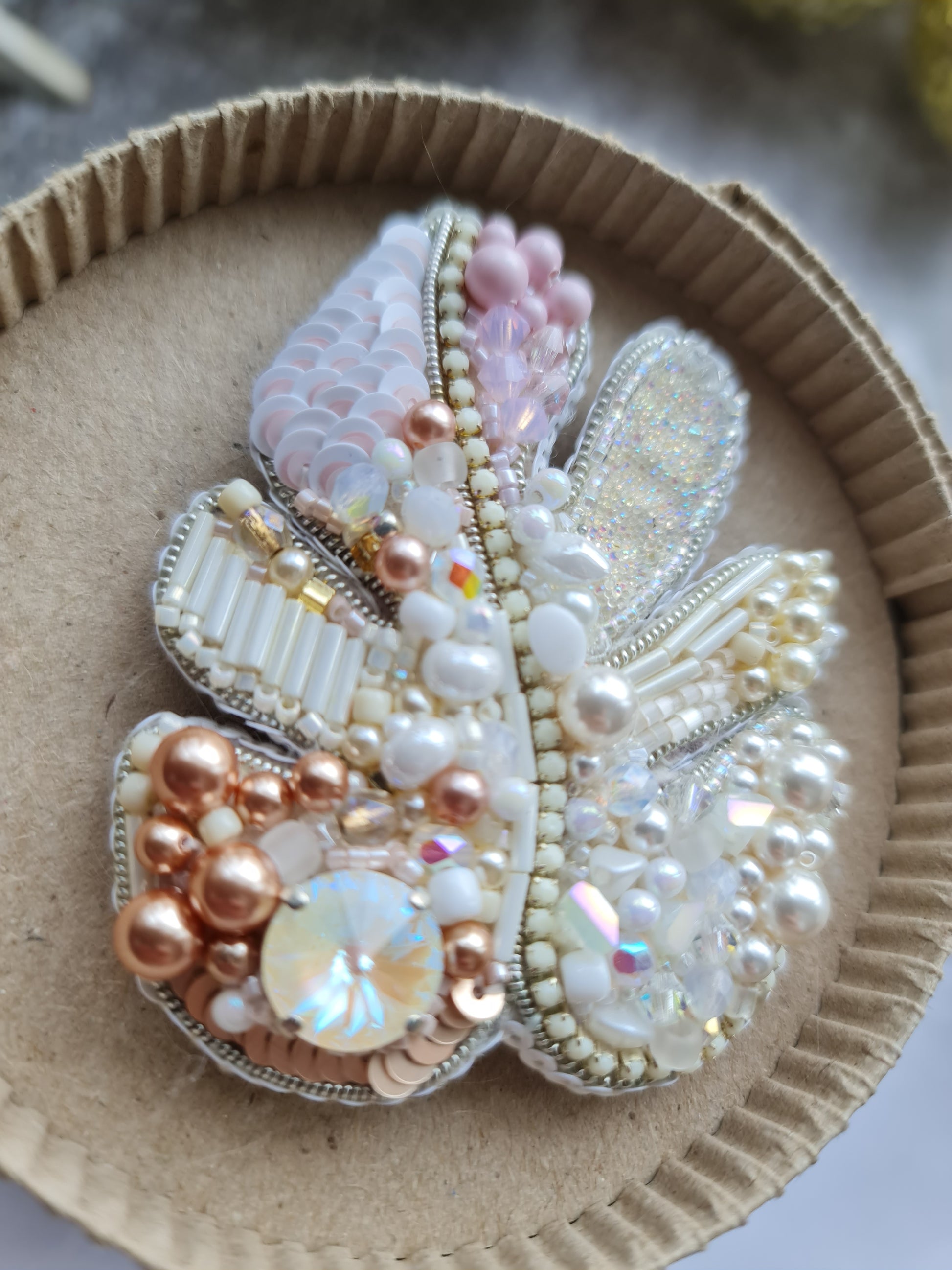 Monstera Leaf Beaded Brooch or Keychain