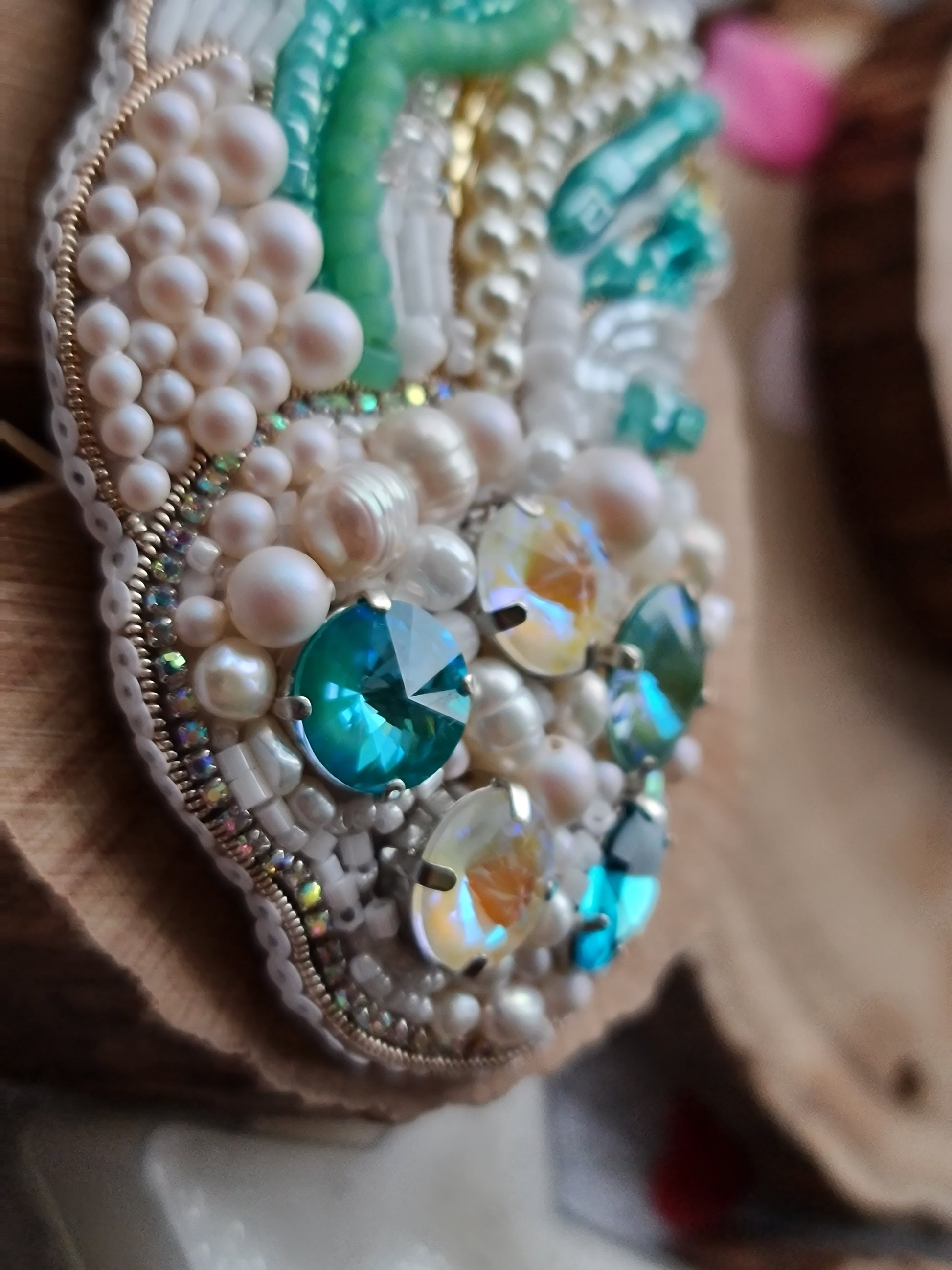 Pearl Anatomical Heart Beaded Brooch