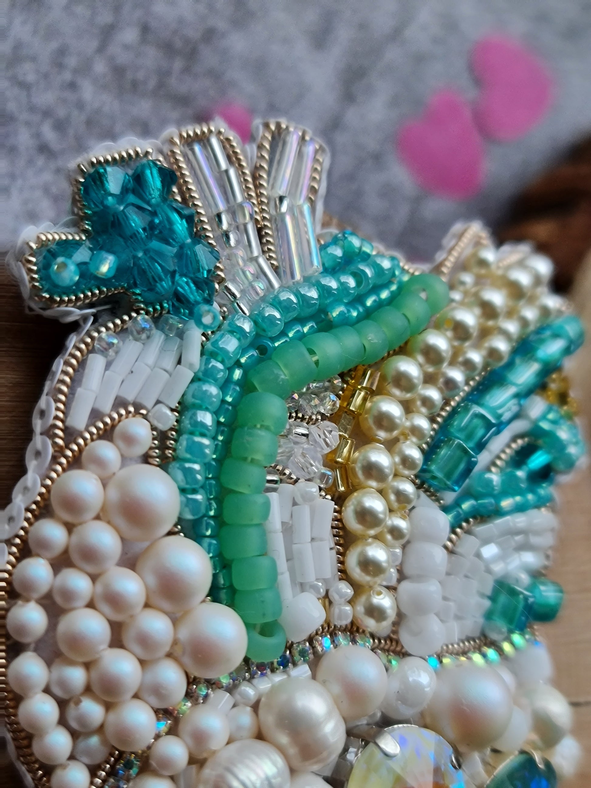 Pearl Anatomical Heart Beaded Brooch