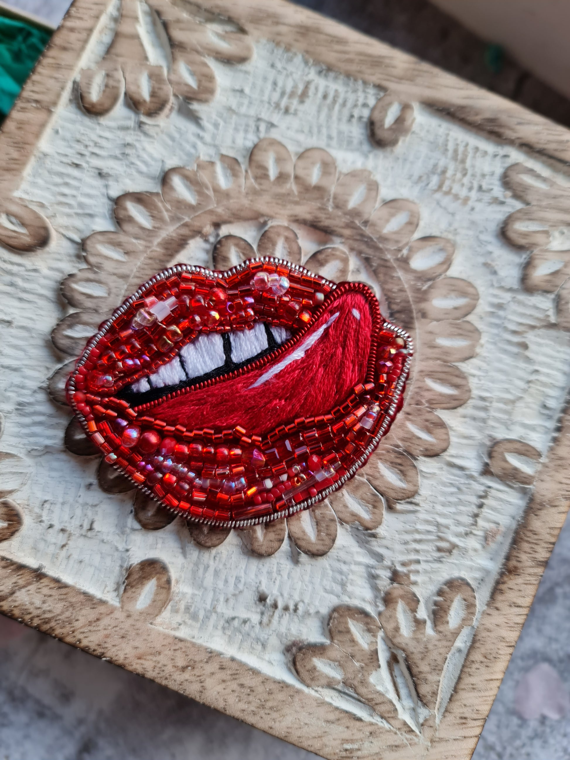 Red Lips Tongue Beaded Brooch