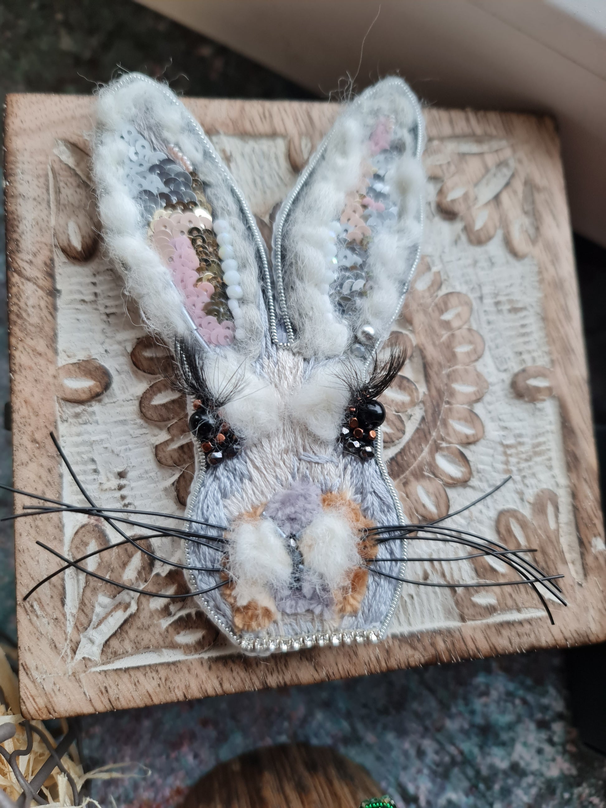 Gray Bunny Face Beaded Brooch