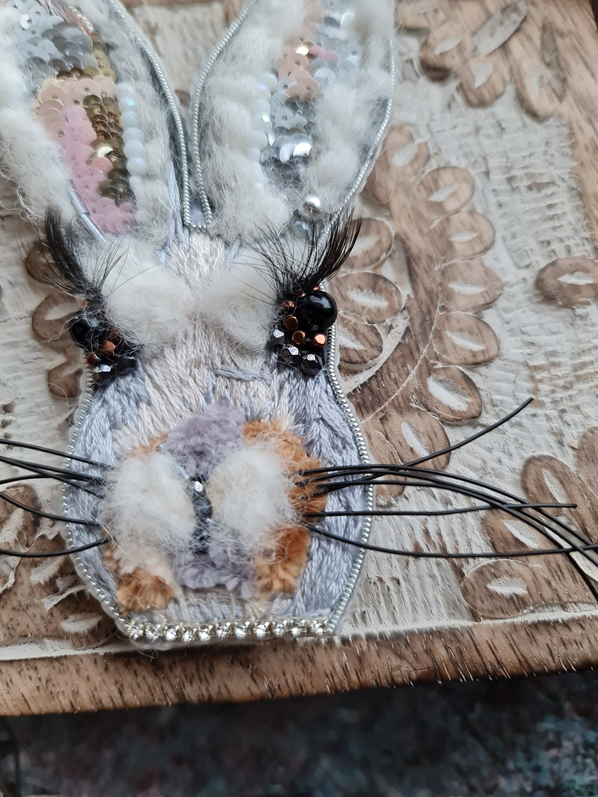 Gray Bunny Face Beaded Brooch