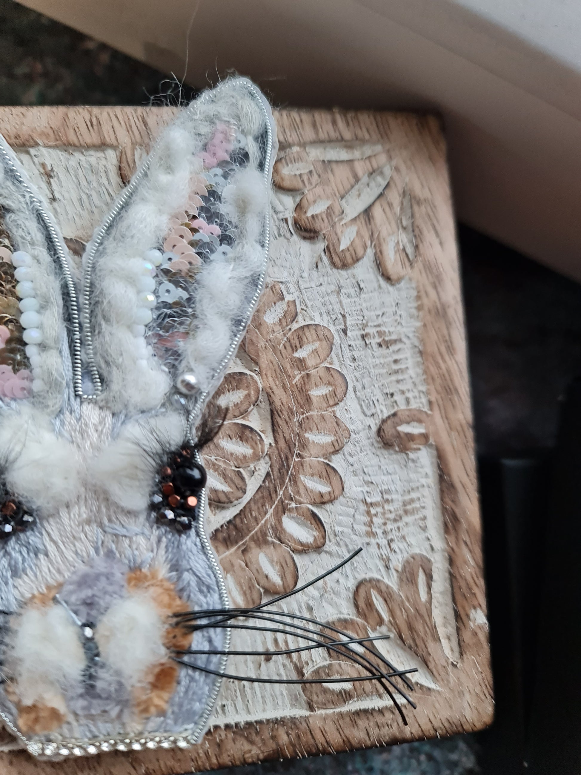 Gray Bunny Face Beaded Brooch