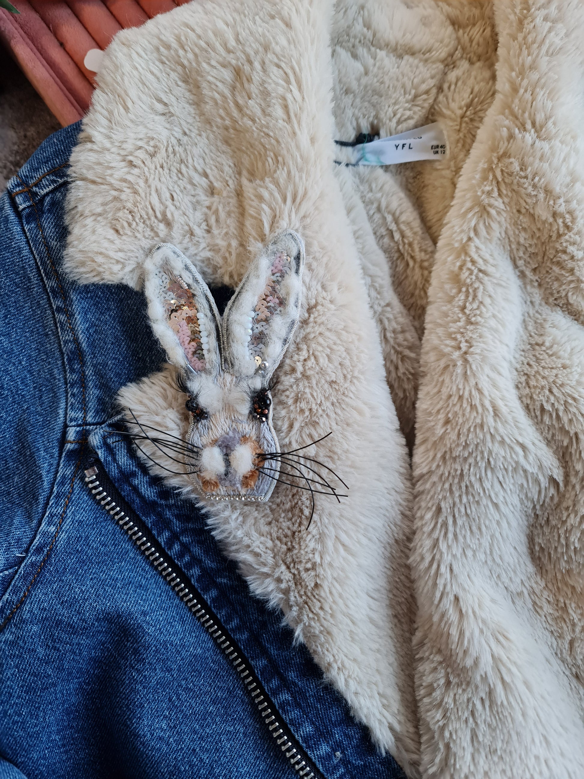 Gray Bunny Face Beaded Brooch
