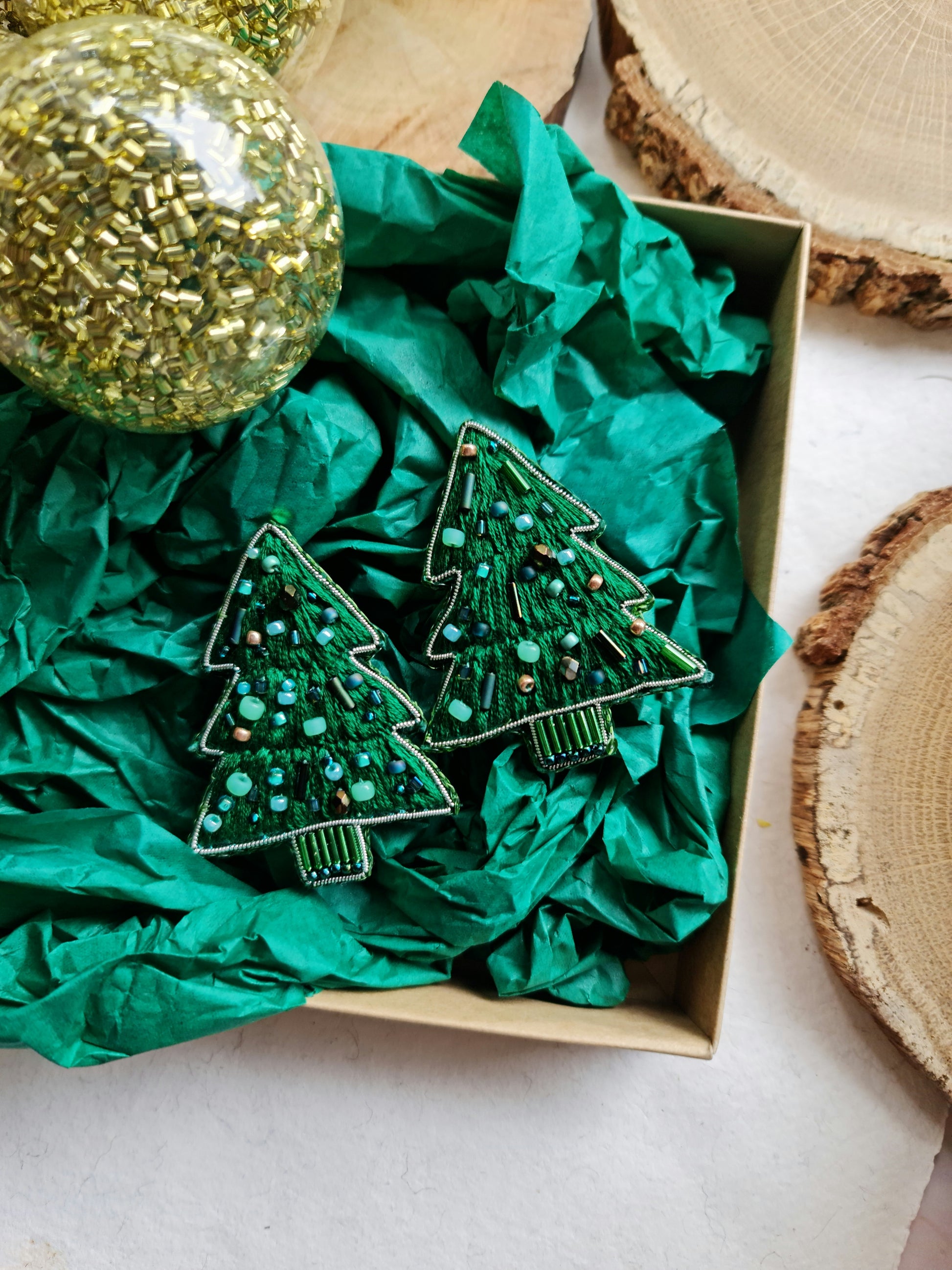 Green Christmas Tree Brooch – Hand Embroidered Holiday Pin
