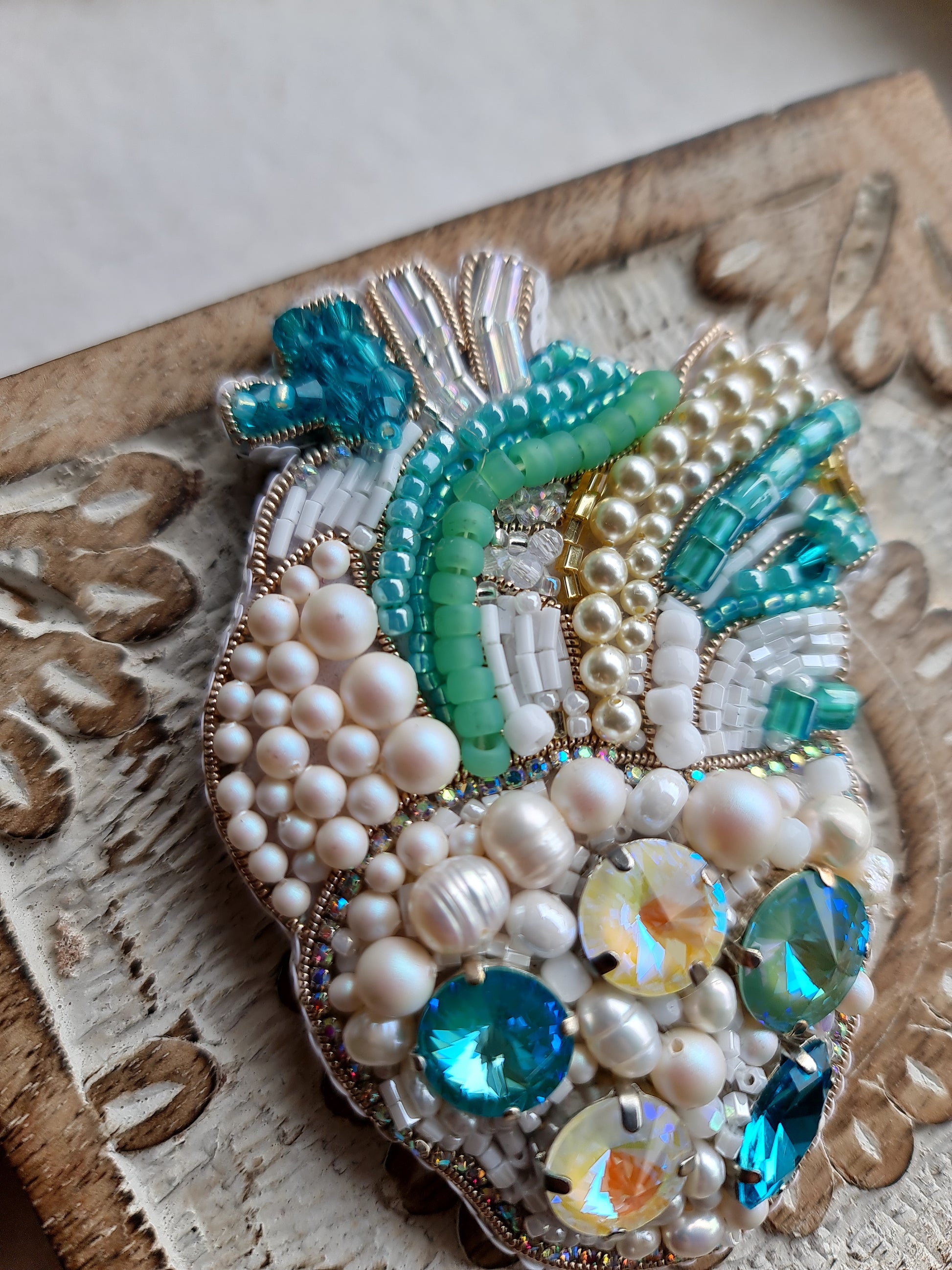 Pearl Anatomical Heart Beaded Brooch