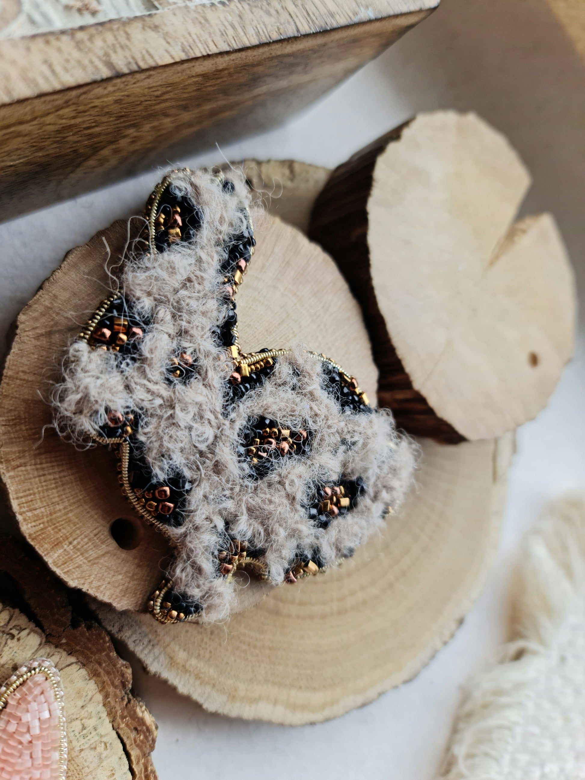 Spotted Bunny Beaded Brooch