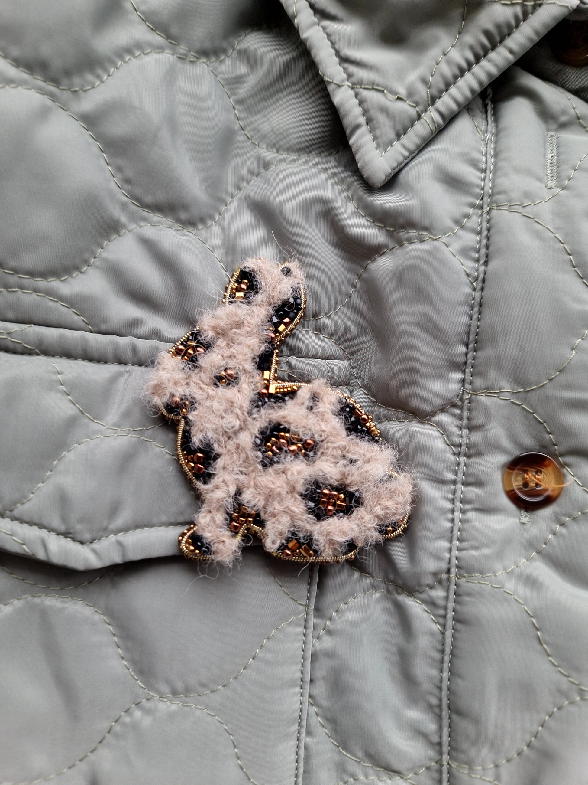 Spotted Bunny Beaded Brooch