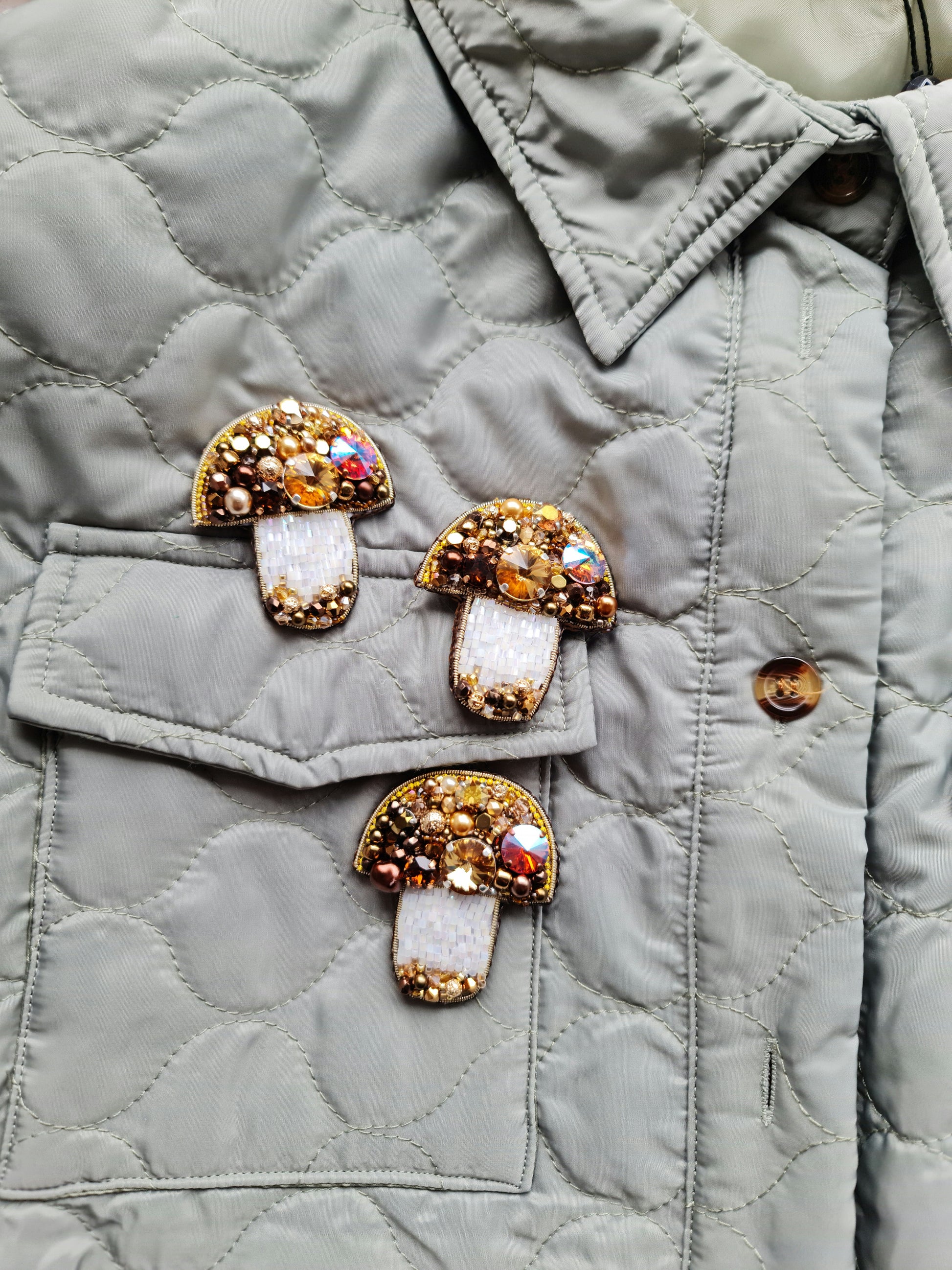 Brown Mushroom Beaded Brooch