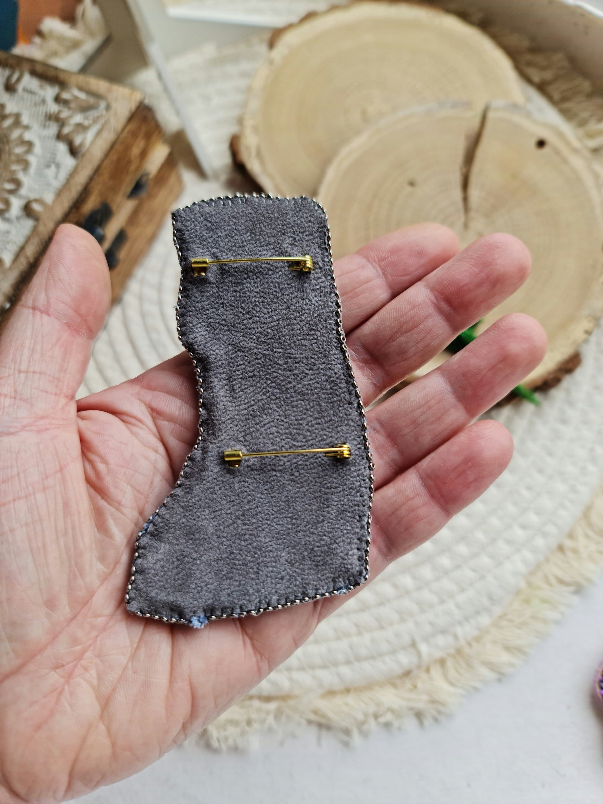 Body Art Beaded Brooch