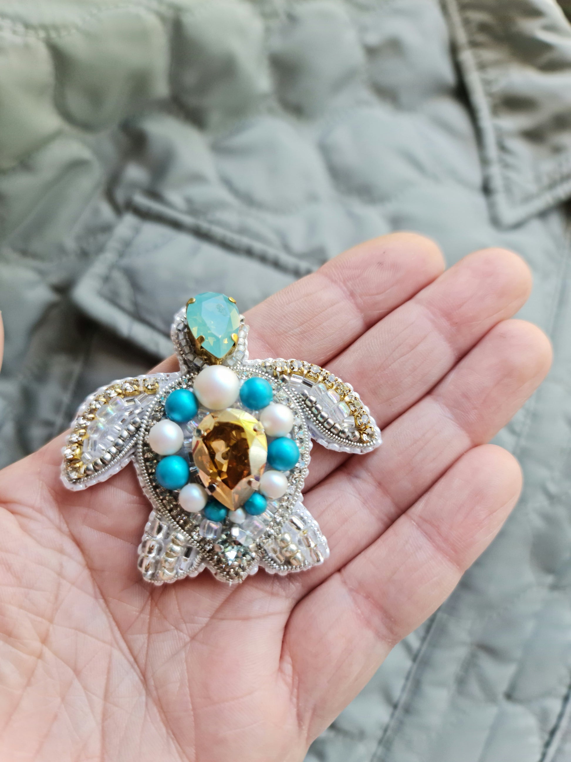 Sea Turtle Beaded Brooch