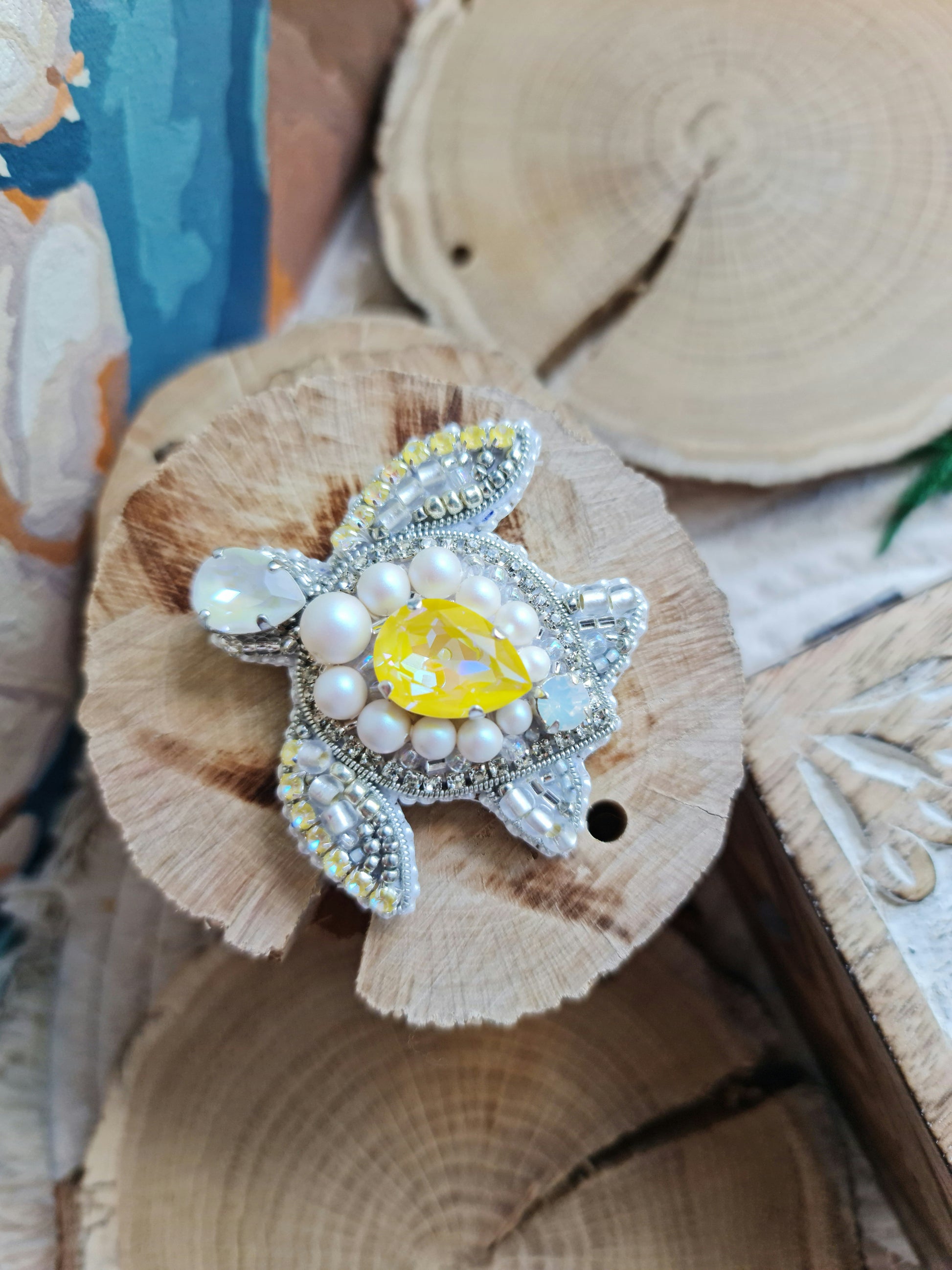 Sea Turtle Beaded Brooch