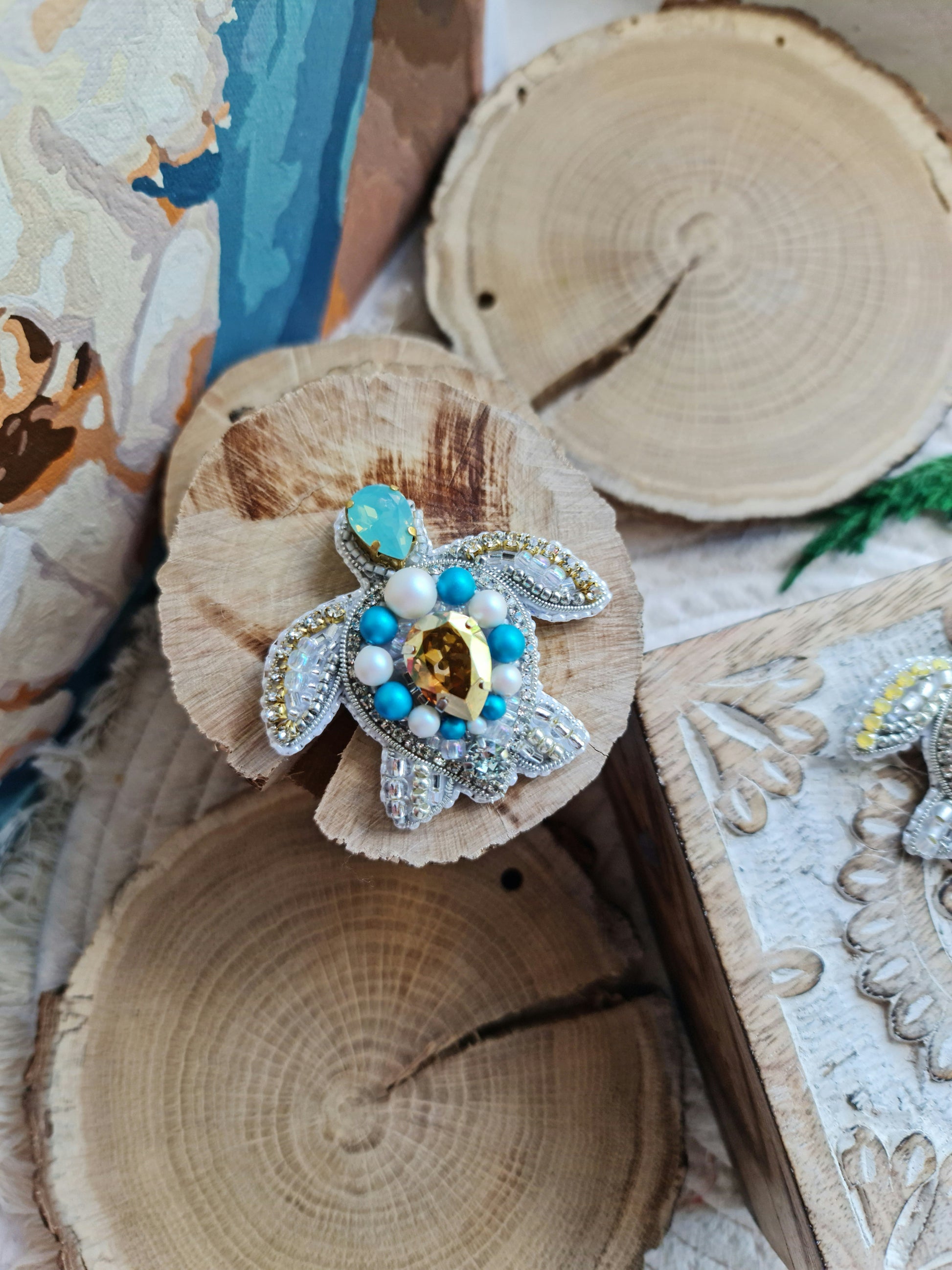 Sea Turtle Beaded Brooch