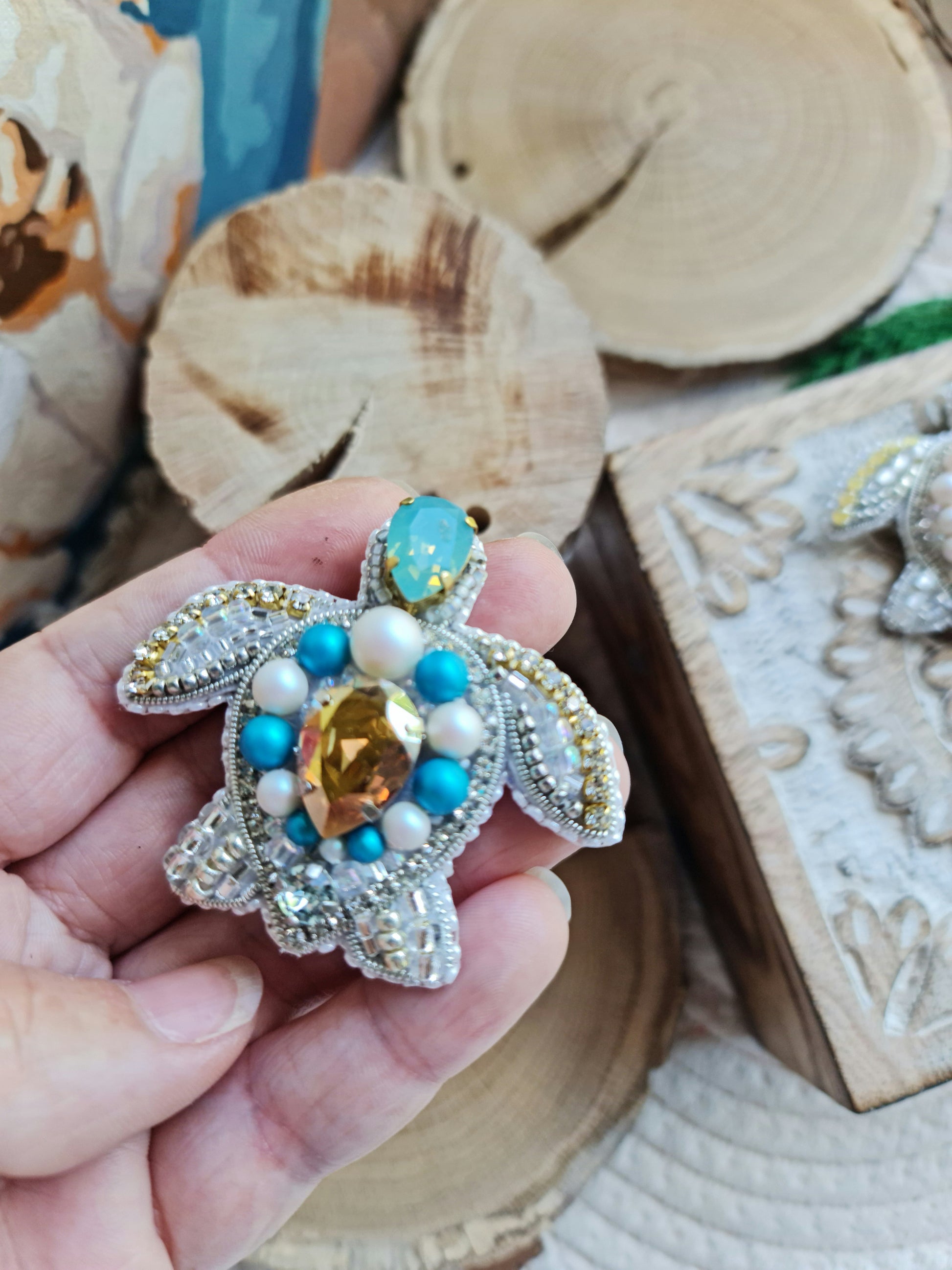 Sea Turtle Beaded Brooch