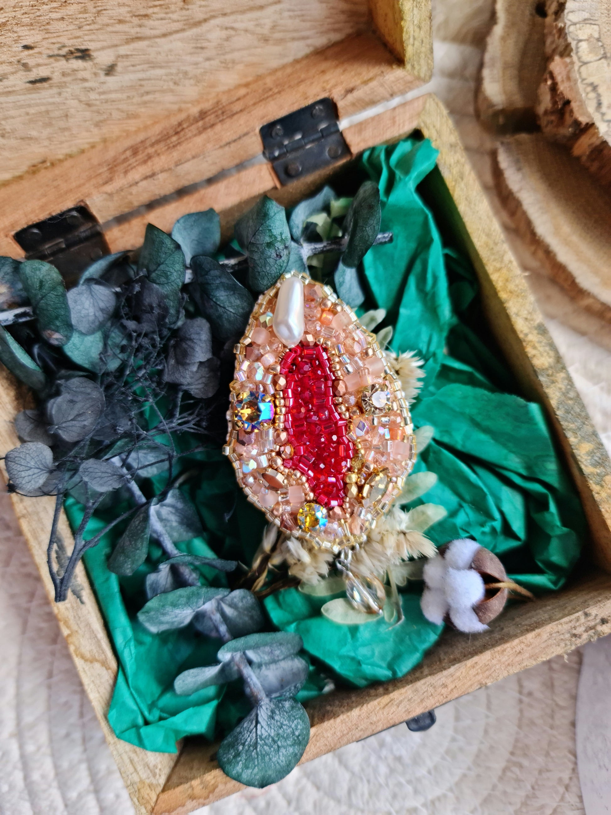 Vulva Art Beaded Brooch