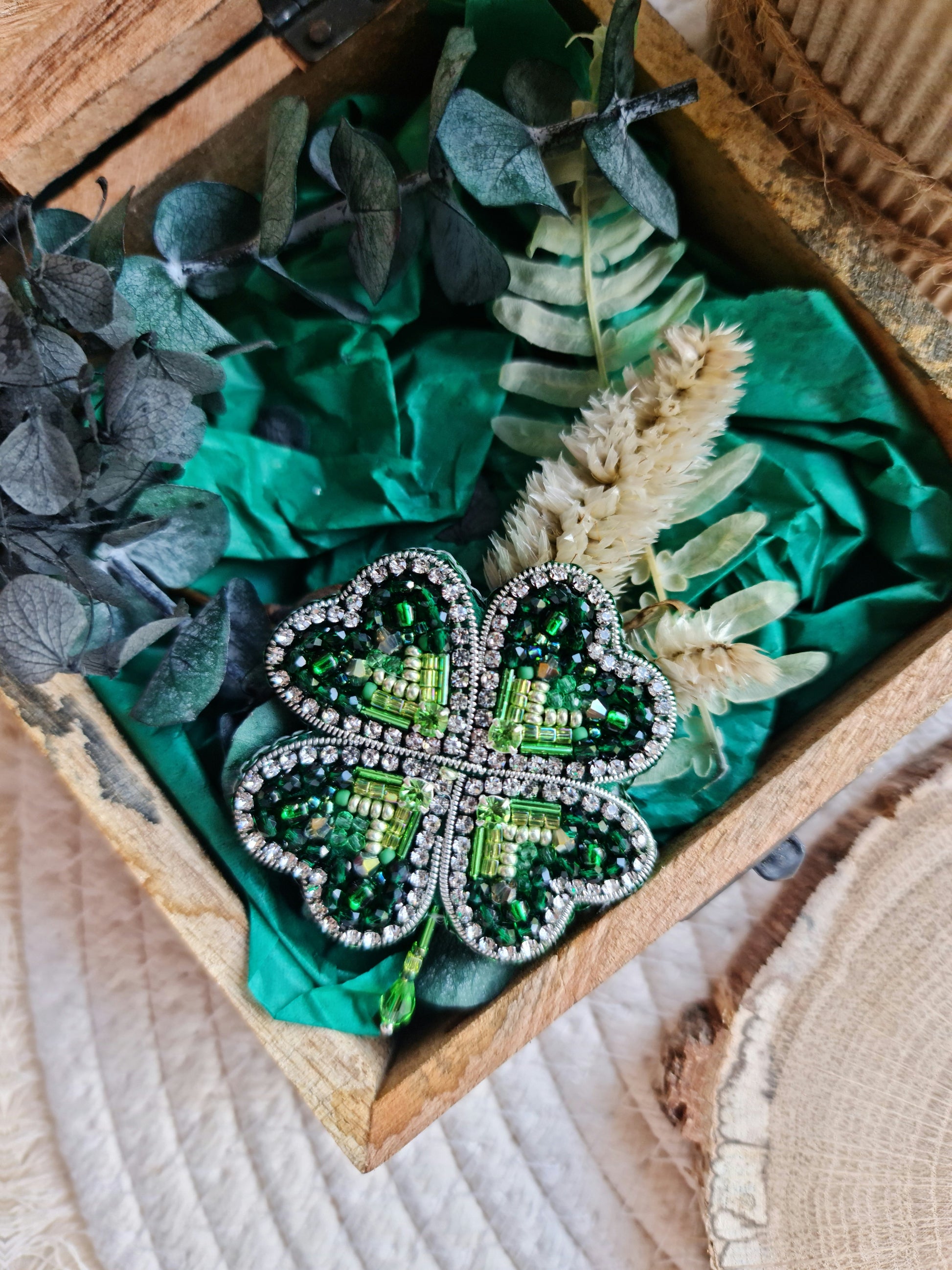 Green Clover Beaded Brooch