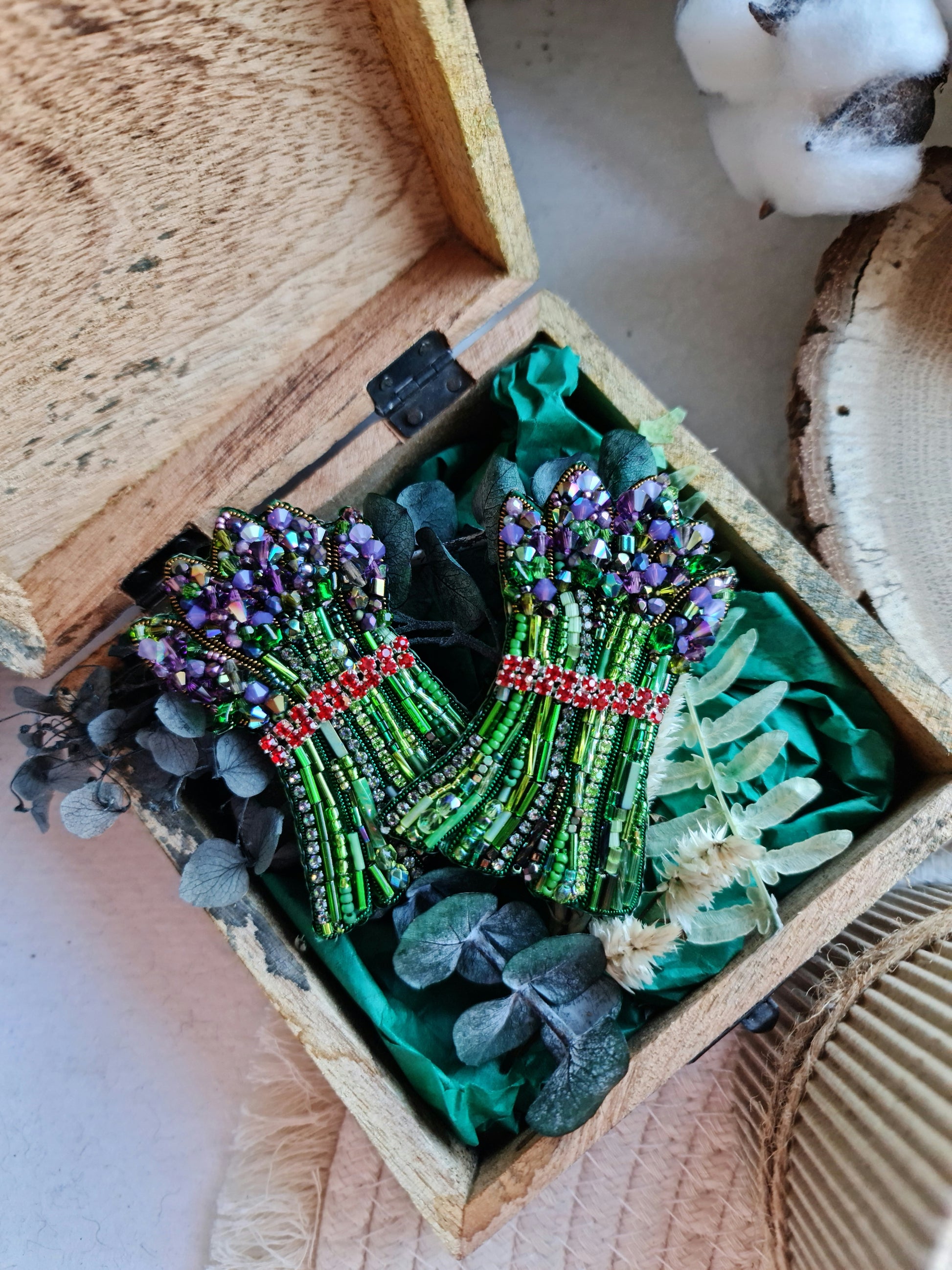 Asparagus Beaded Brooch