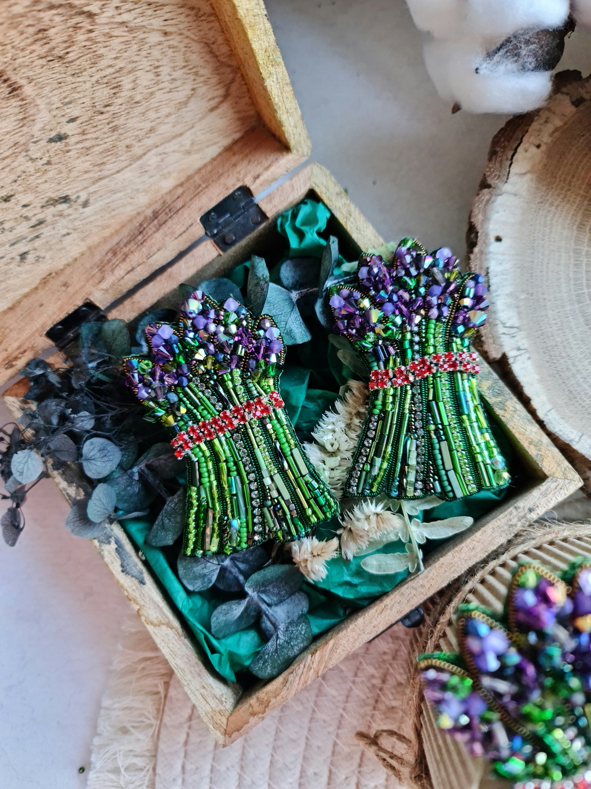 Asparagus Beaded Brooch