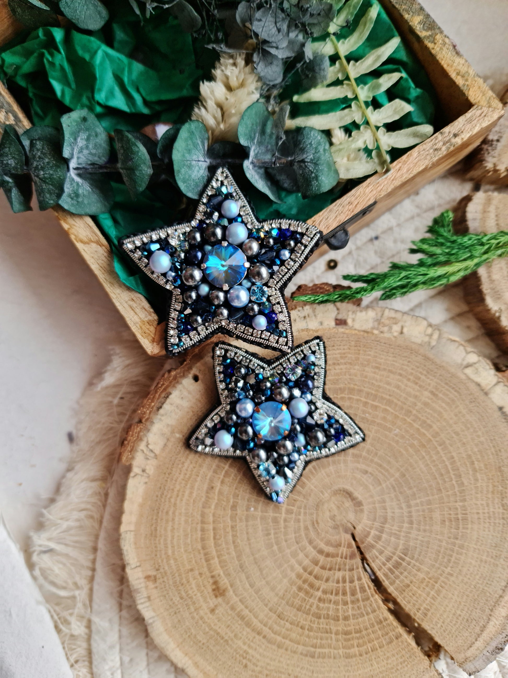 Blue Star Beaded Brooch