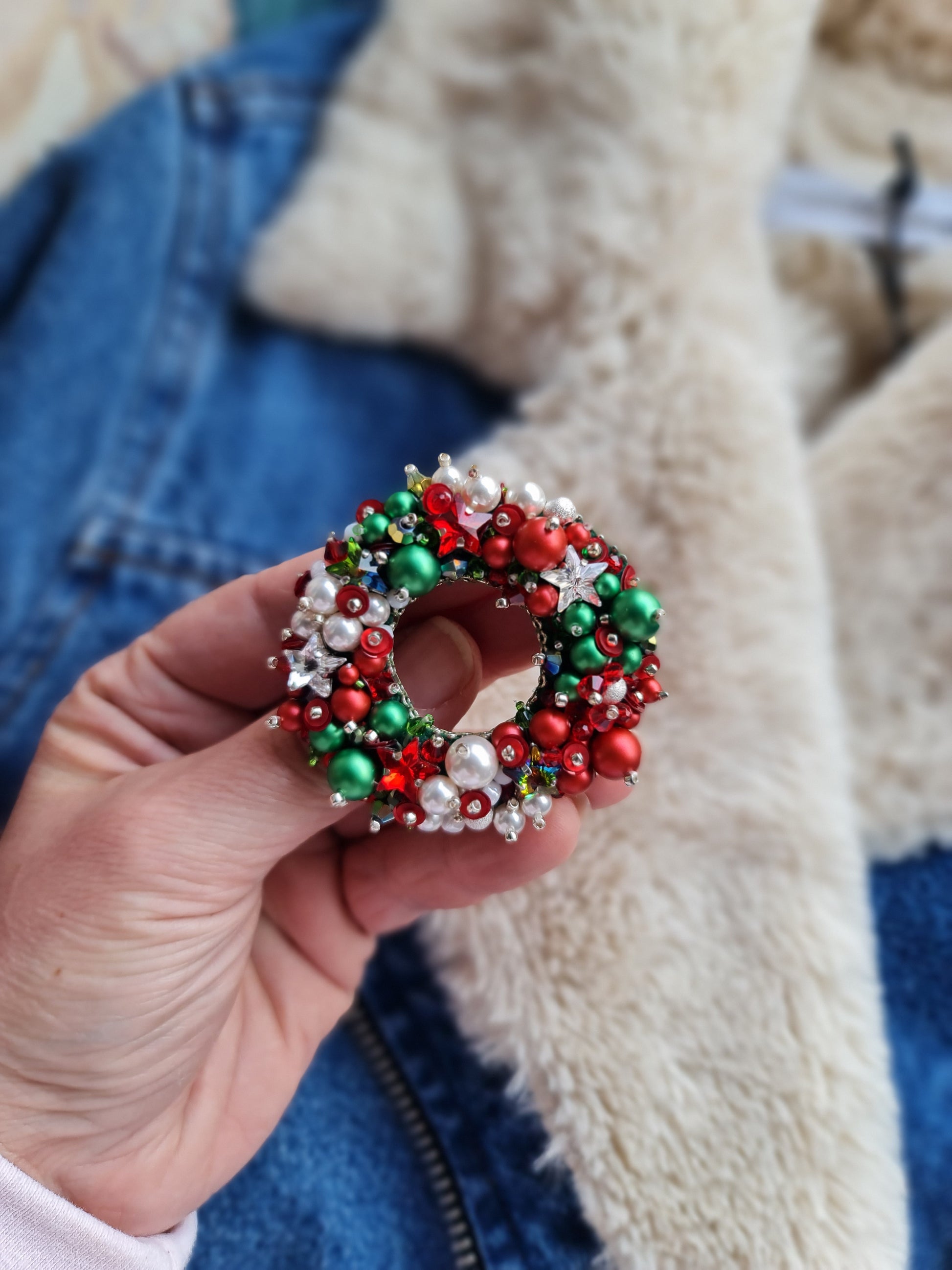 Christmas Wreath Brooch