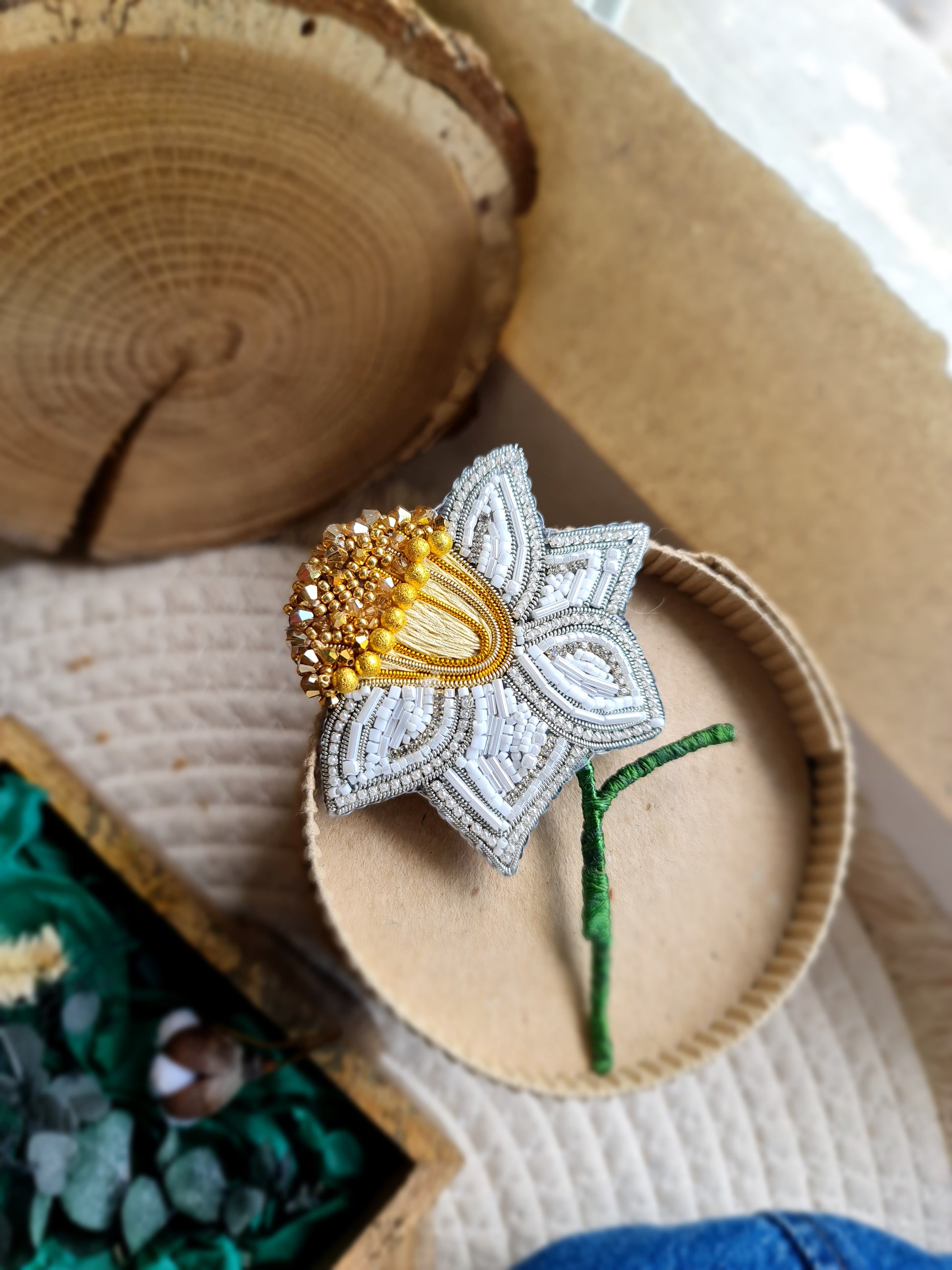 Daffodil Beaded Brooch
