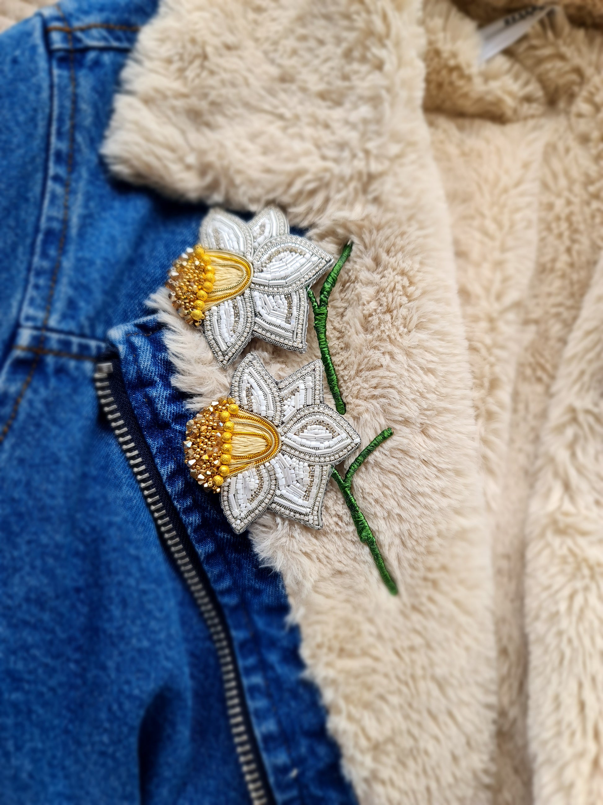Daffodil Beaded Brooch