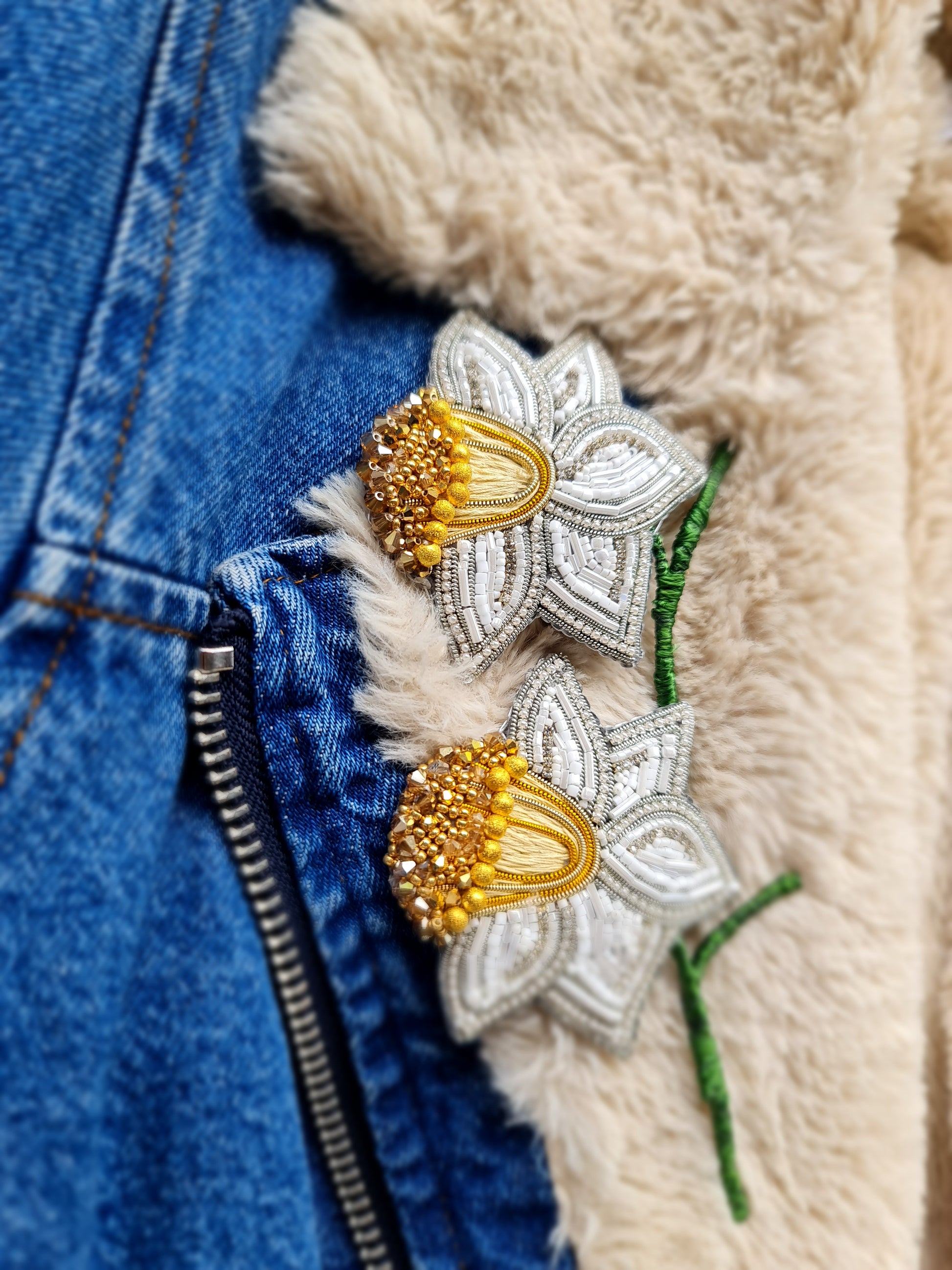 Daffodil Beaded Brooch
