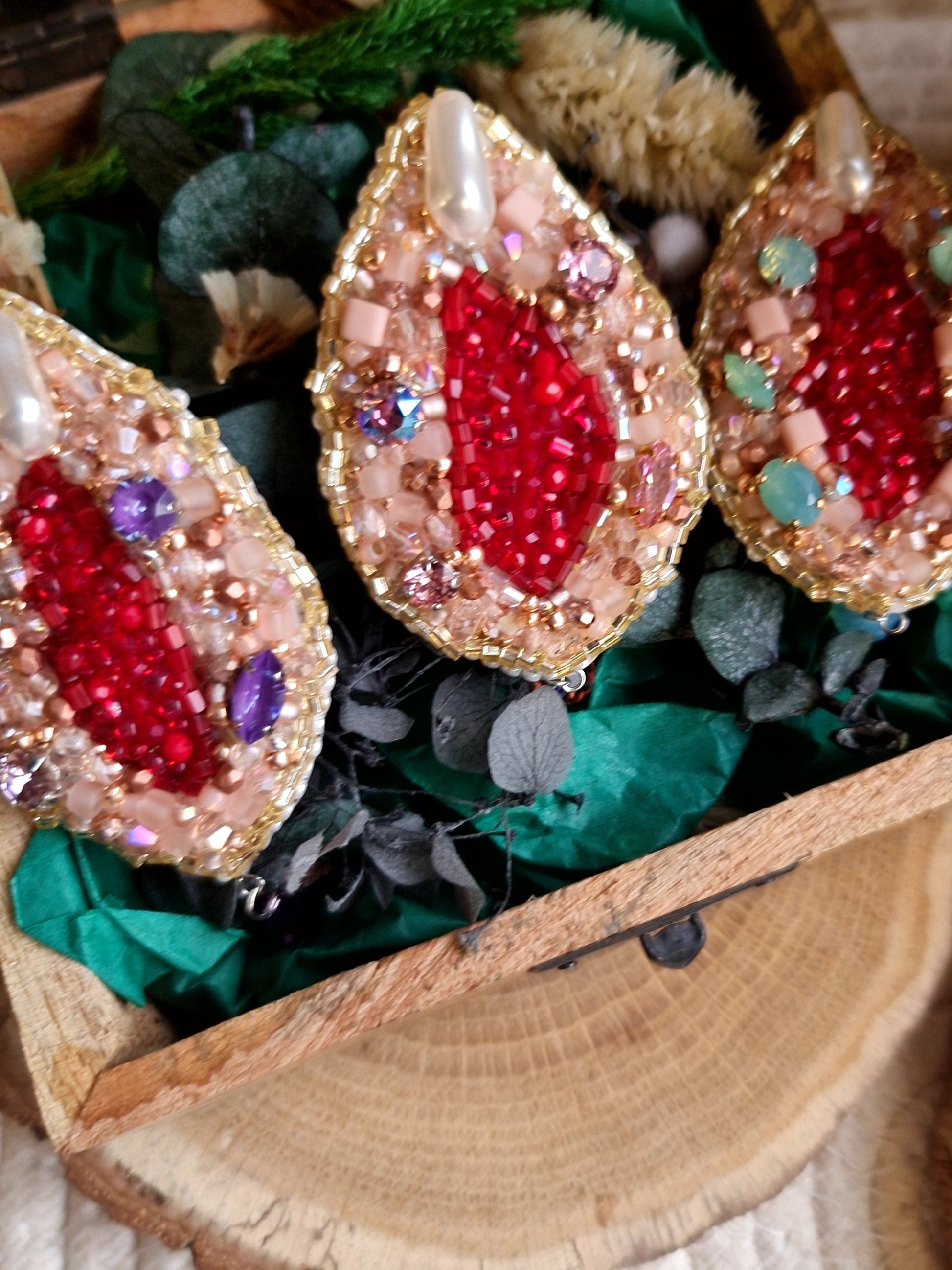 Vulva Art Beaded Brooch