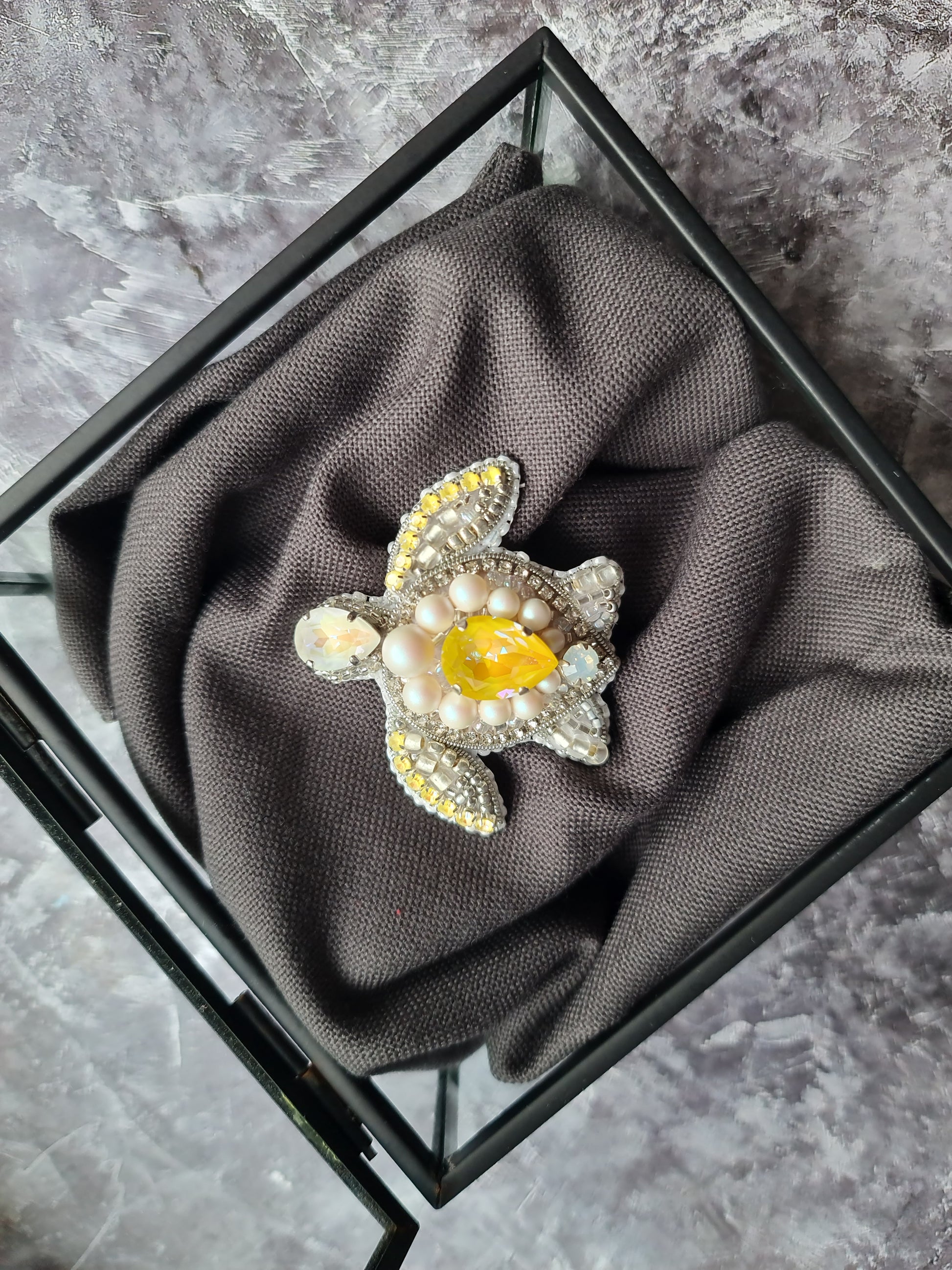 Sea Turtle Beaded Brooch