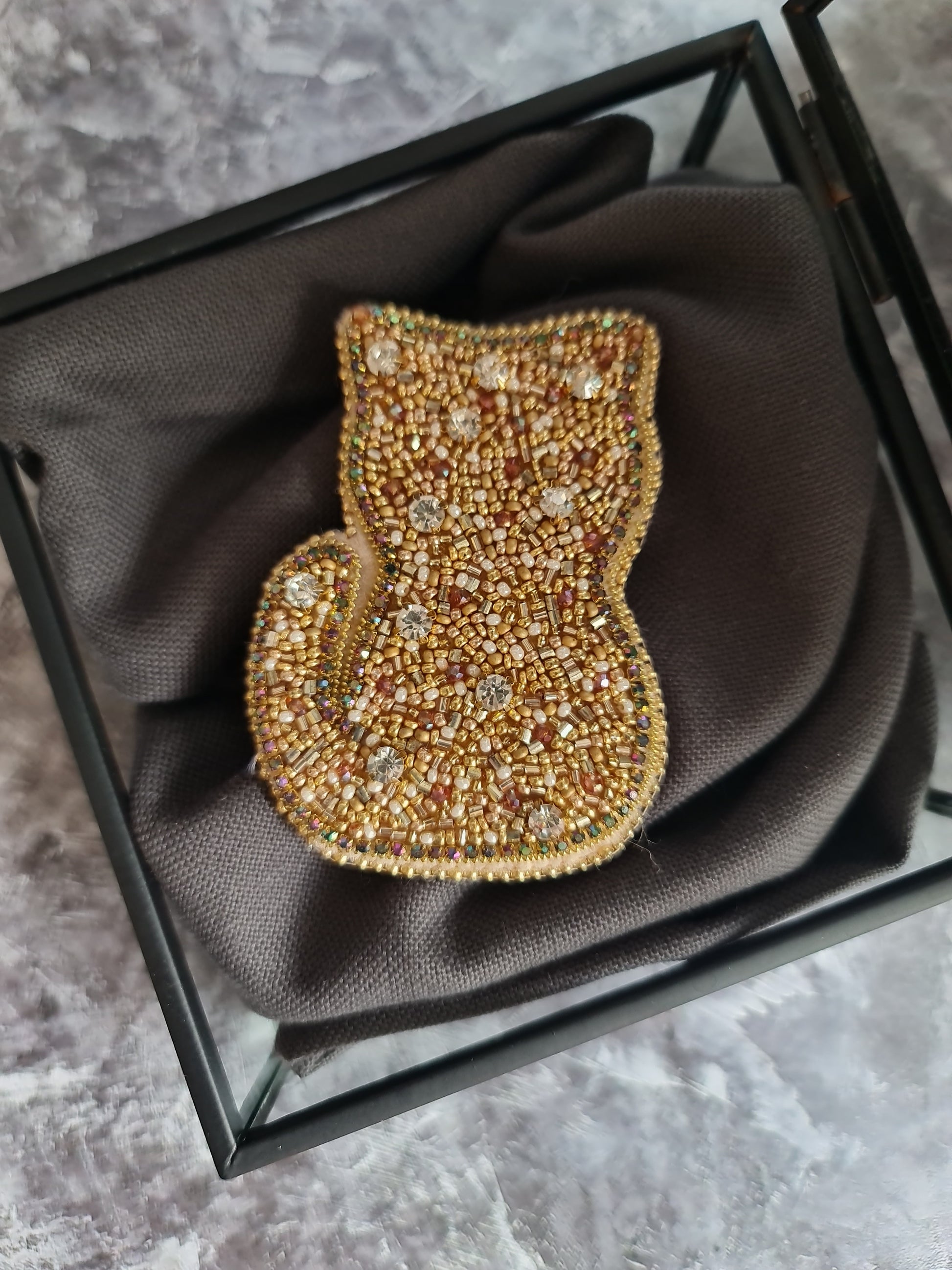 Cat Beaded Brooch