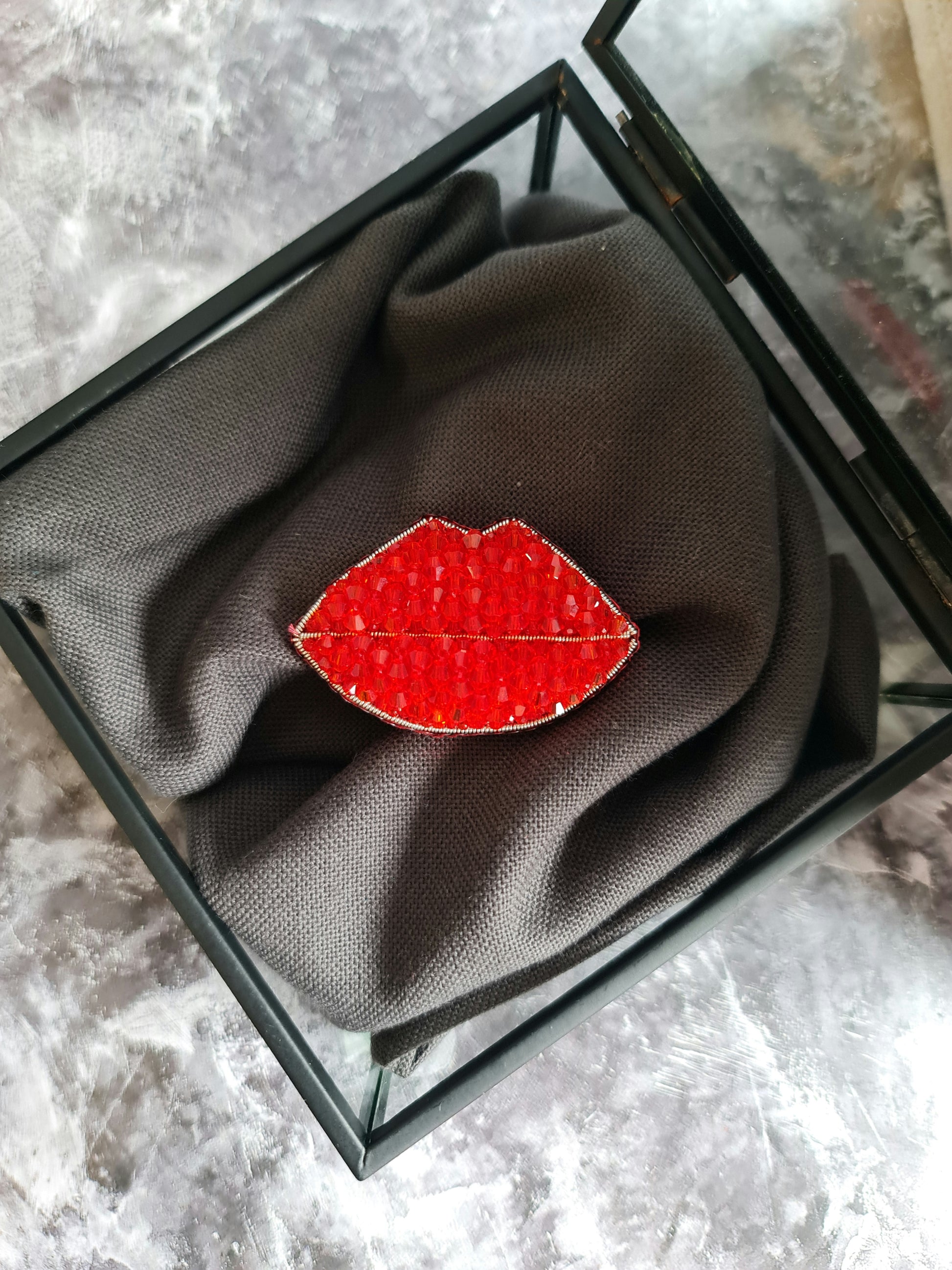 Red Lips Beaded Brooch