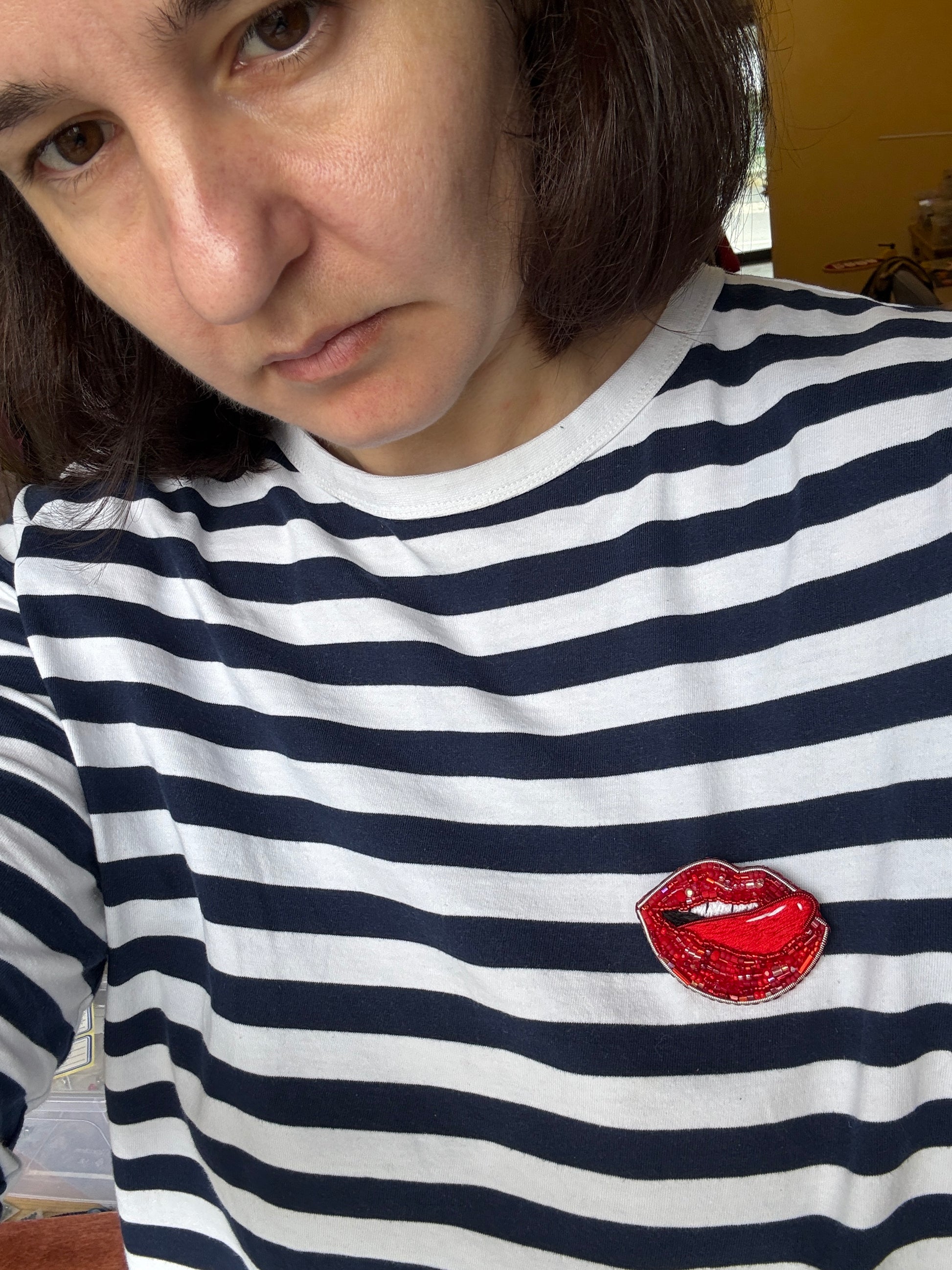 Red lips tongue beaded brooch hand embroidered with crystal details