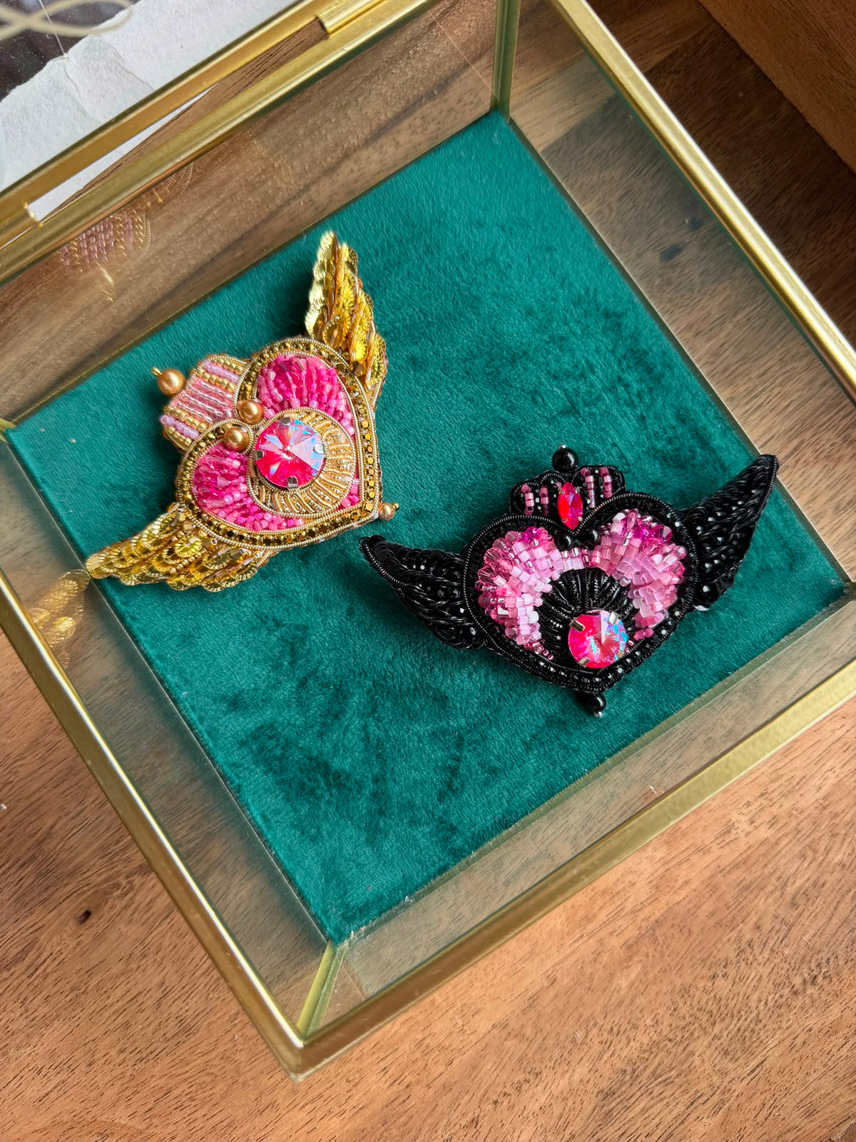 Sailor Moon Heart Brooch – Handmade Beaded Anime Jewelry with Pink Crystals