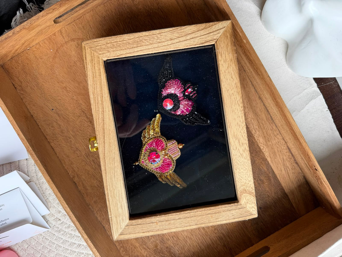 Sailor Moon Heart Brooch – Handmade Beaded Anime Jewelry with Pink Crystals