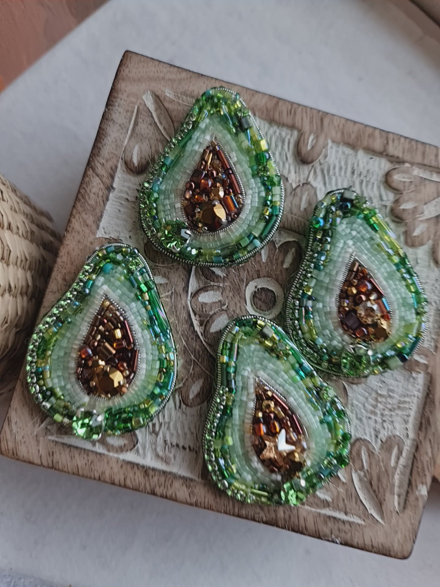 Lapel pin avocado beaded brooch, Fruit jewelry, father's day gift, gardener gift