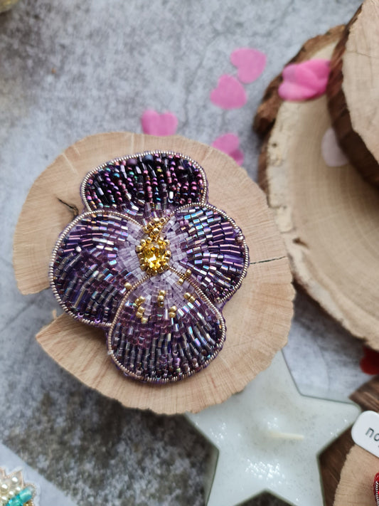 Pansies beaded brooch, flower nature jewelry, valentine gift